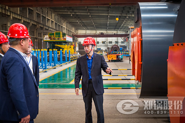 公司高層領(lǐng)導(dǎo)一行視察集團(tuán)各項(xiàng)工作開(kāi)展情況